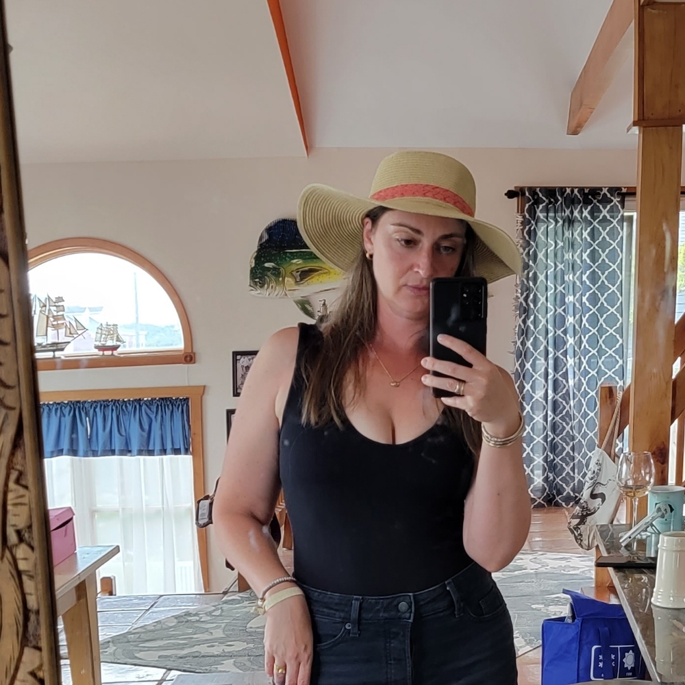 Meet your Posher, Molly